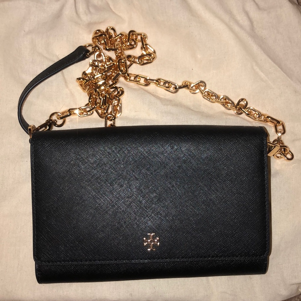 black with gold chain tory burch purse